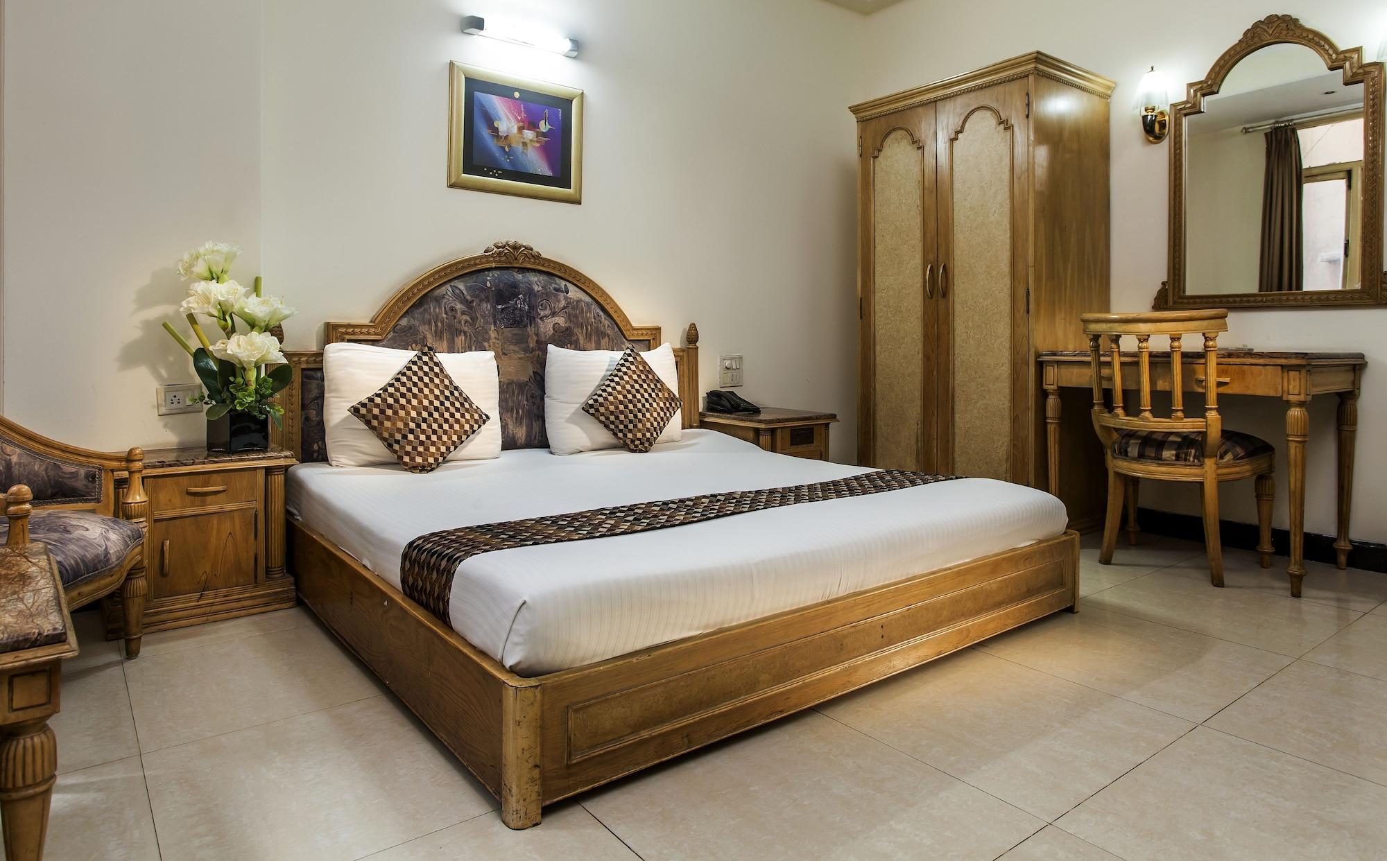Hotel Sunstar Residency Delhi  Buitenkant foto