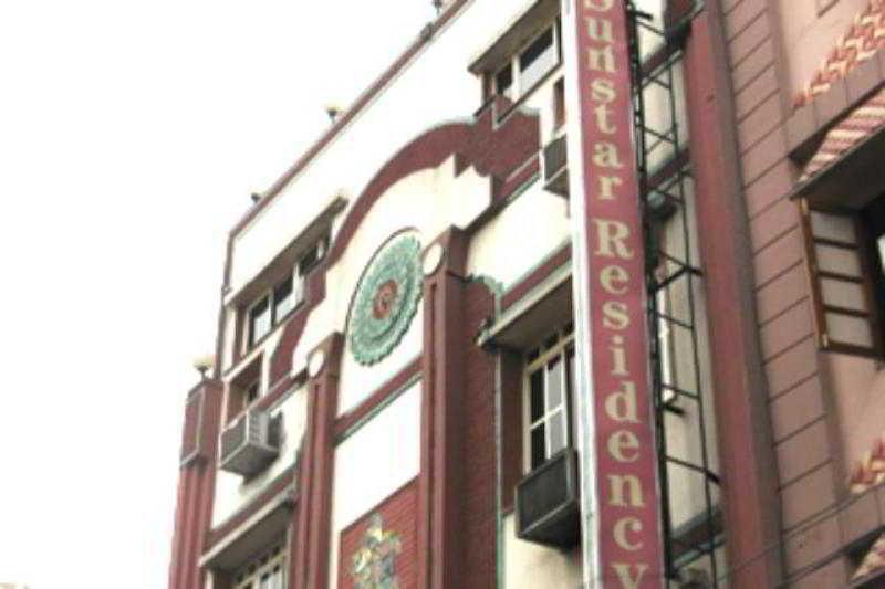 Hotel Sunstar Residency Delhi  Buitenkant foto